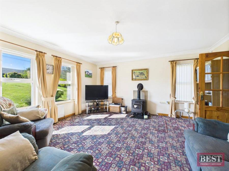 85 Tullyframe Road