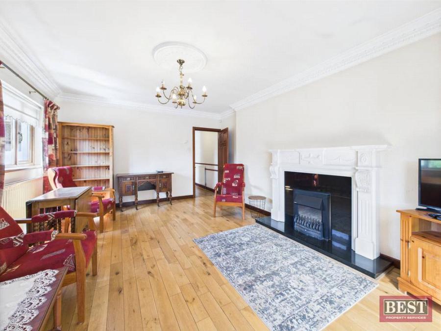 1 Greendale Crescent