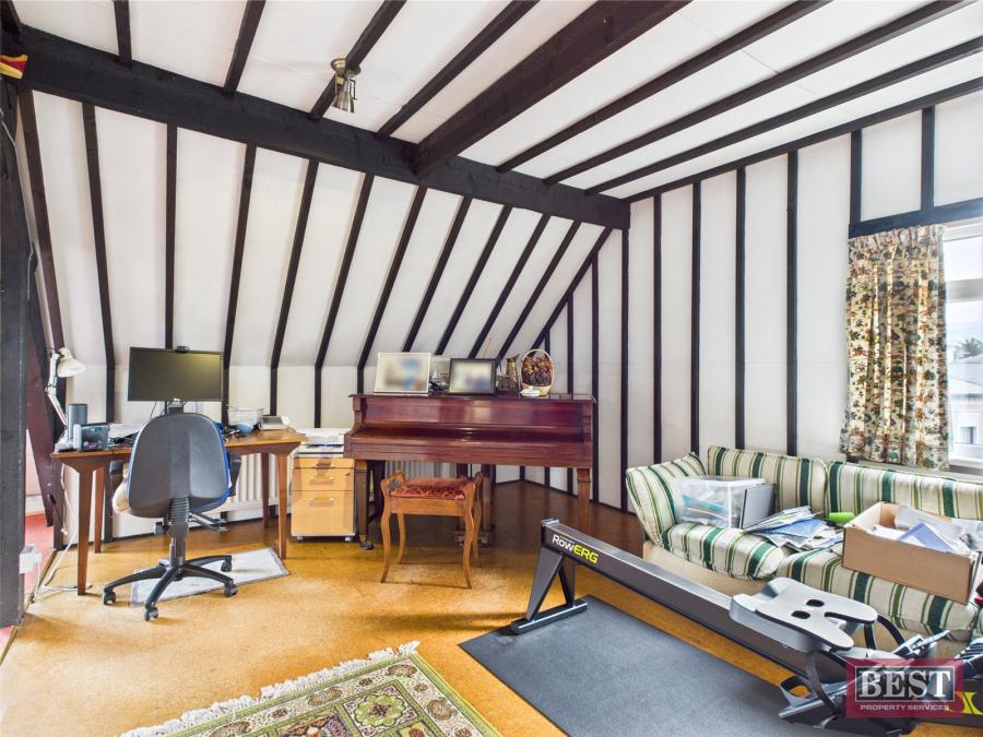 37 Rostrevor Road