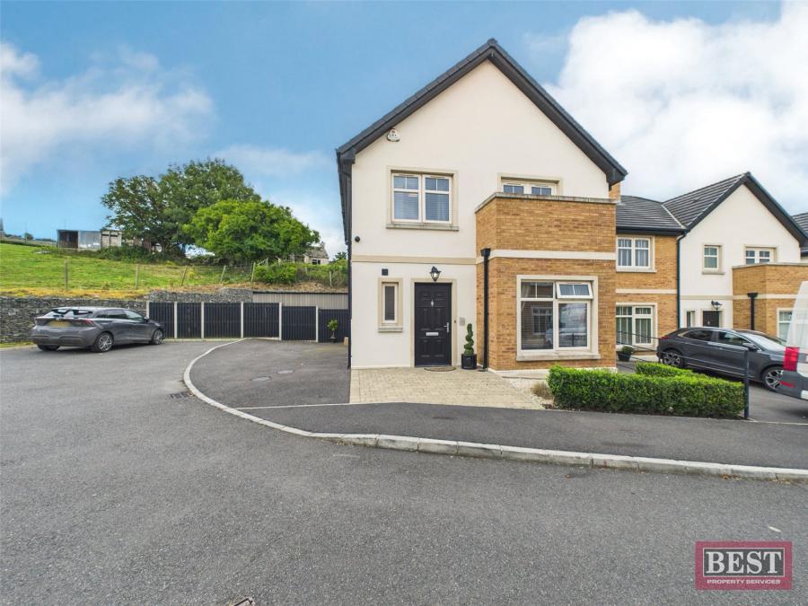 12 Belvedere Heights, Warrenpoint, Newry, BT34 3XZ