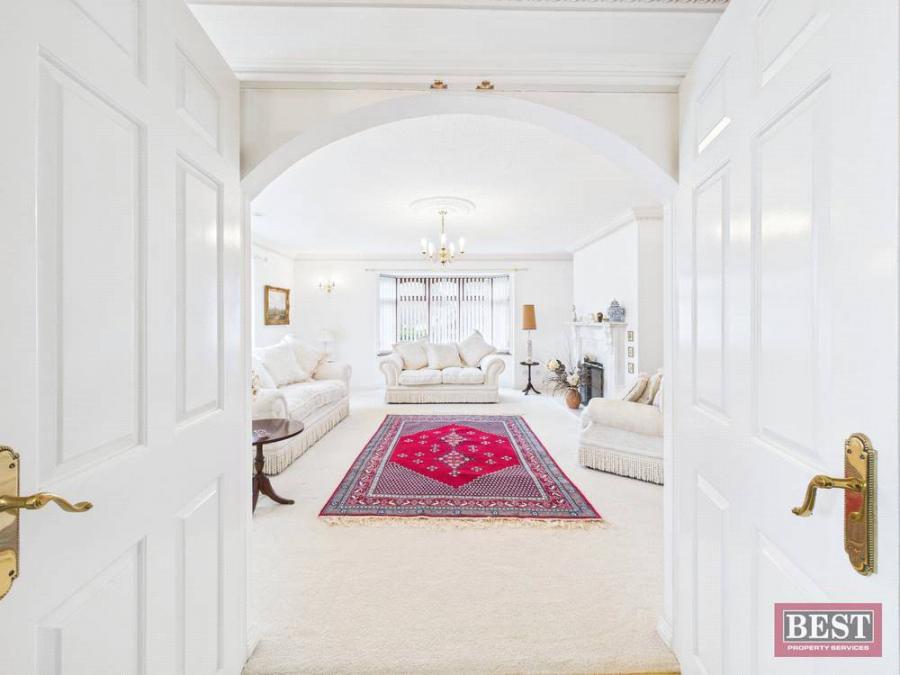 Chequers, 20 Well Road