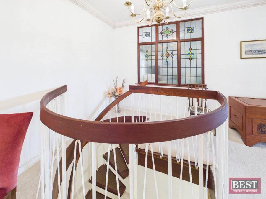 Chequers, 20 Well Road