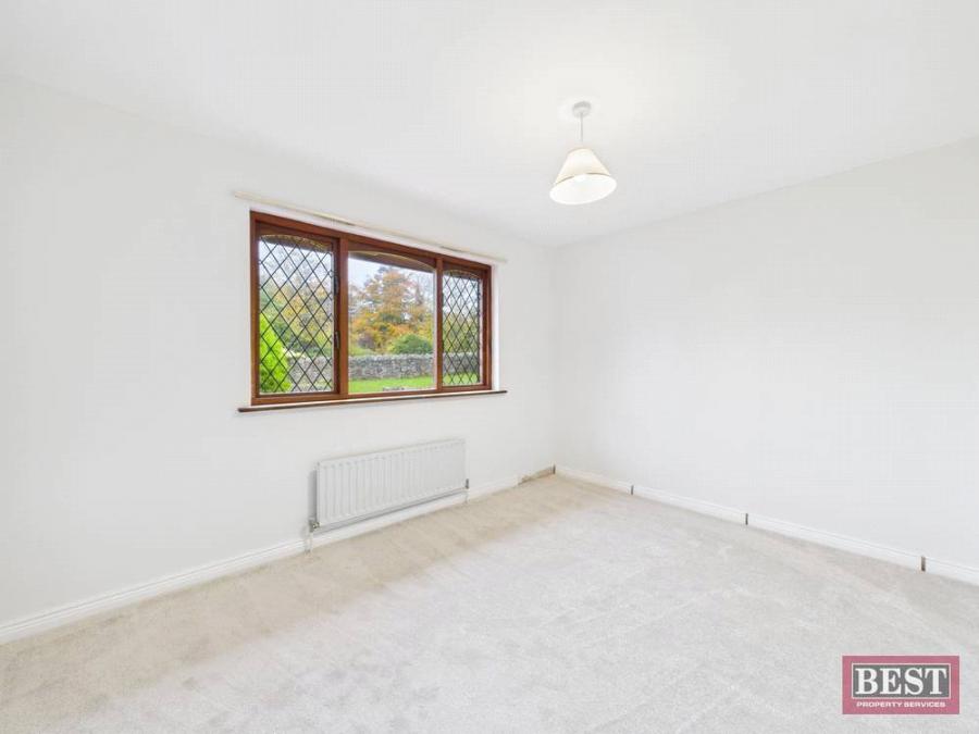 Chequers, 20 Well Road