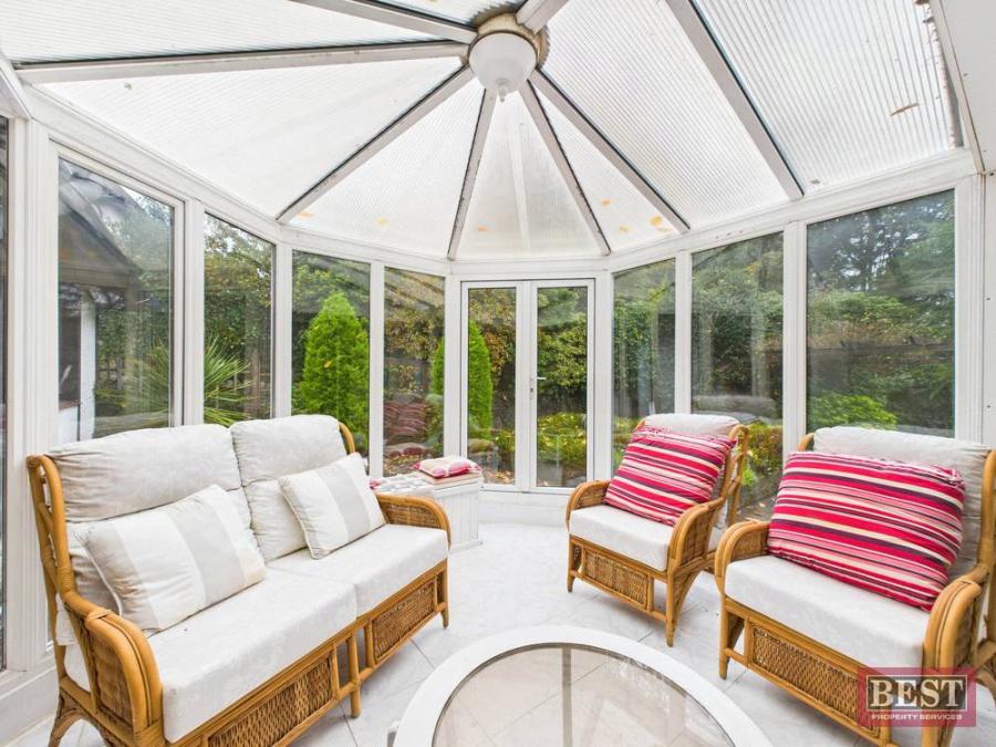 Chequers, 20 Well Road