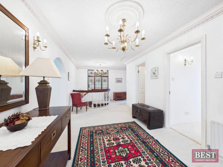 Chequers, 20 Well Road