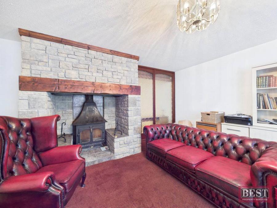 Chequers, 20 Well Road