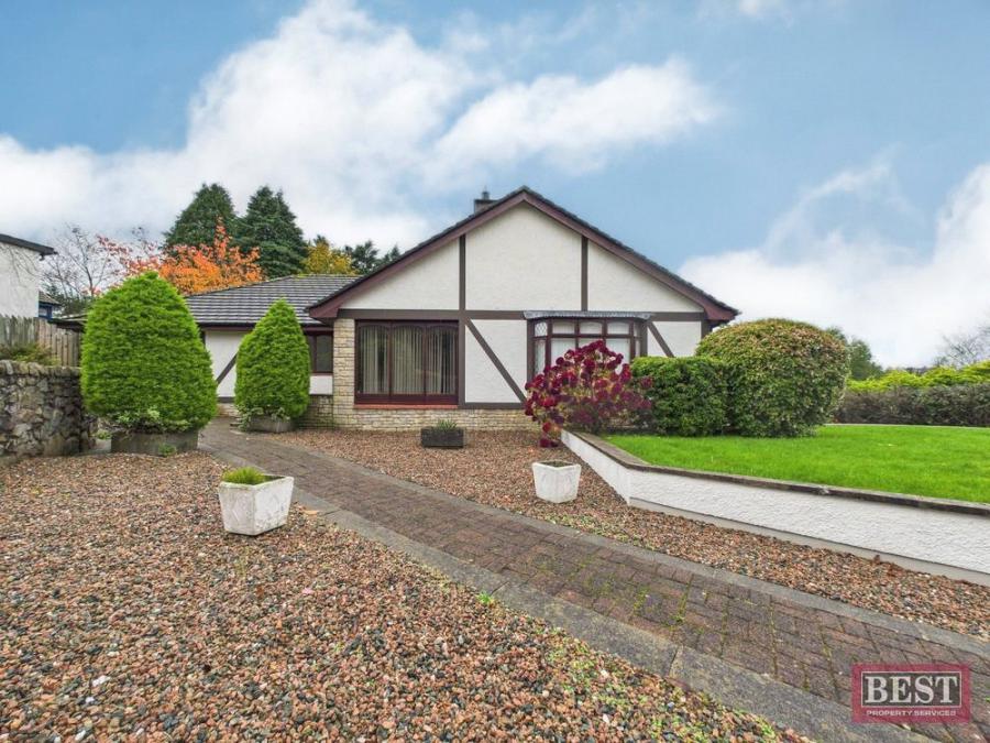 Chequers, 20 Well Road