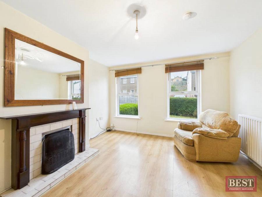 15 Oakland Grove