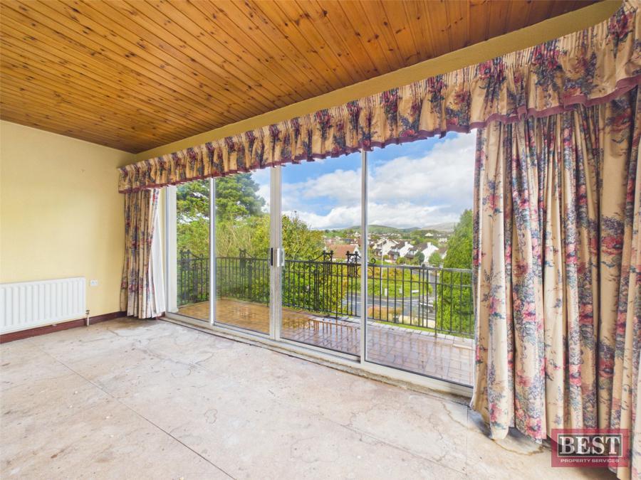 16 Upper Dromore Road