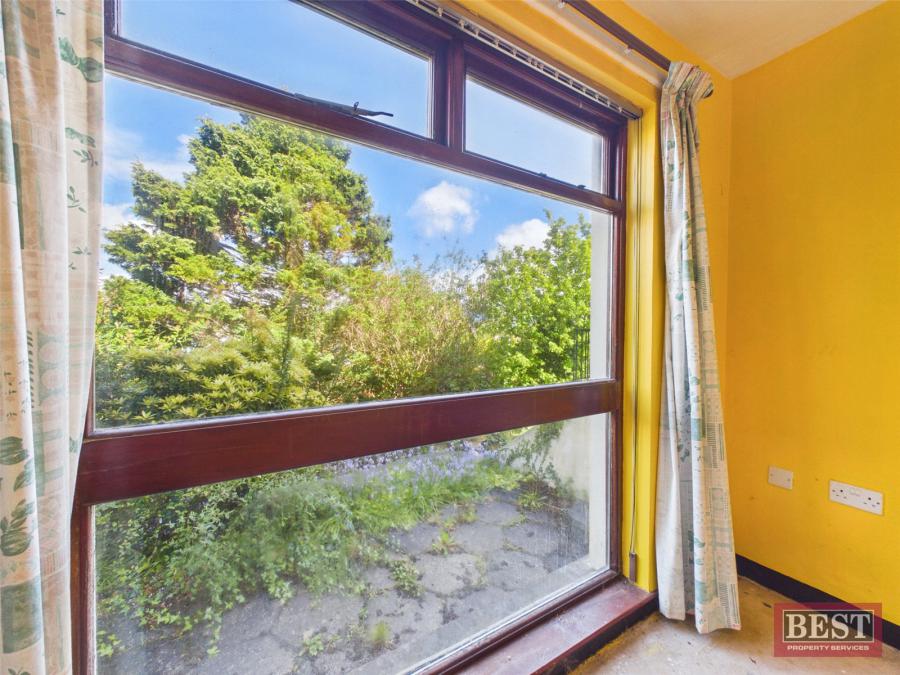 16 Upper Dromore Road