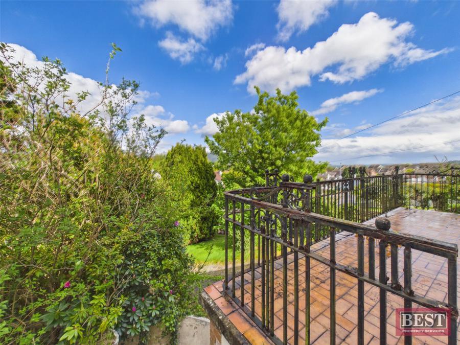 16 Upper Dromore Road
