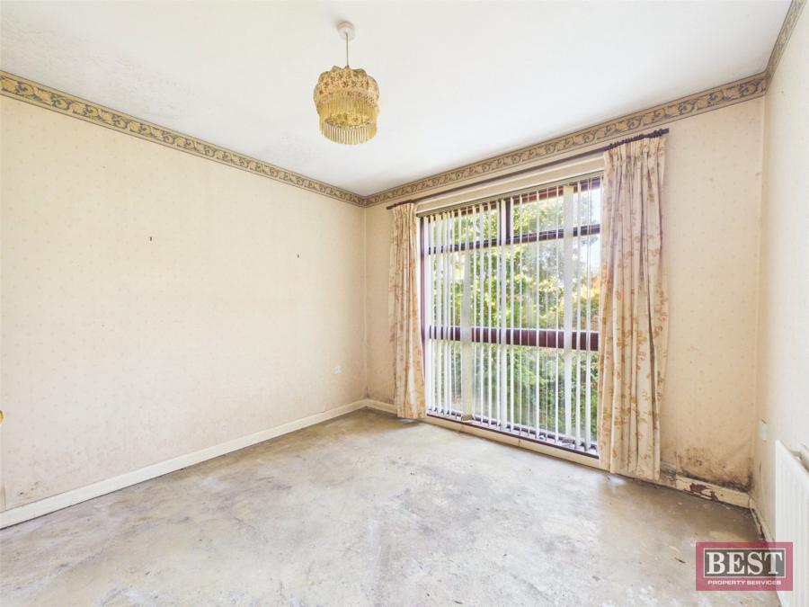 16 Upper Dromore Road
