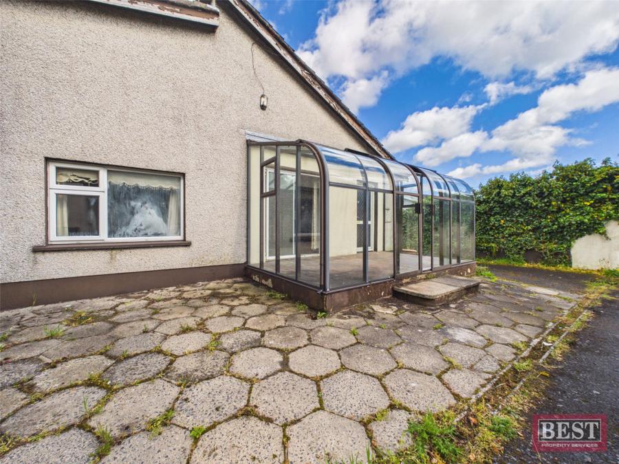 16 Upper Dromore Road