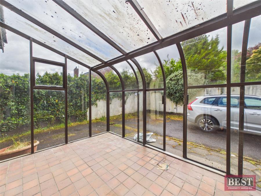 16 Upper Dromore Road
