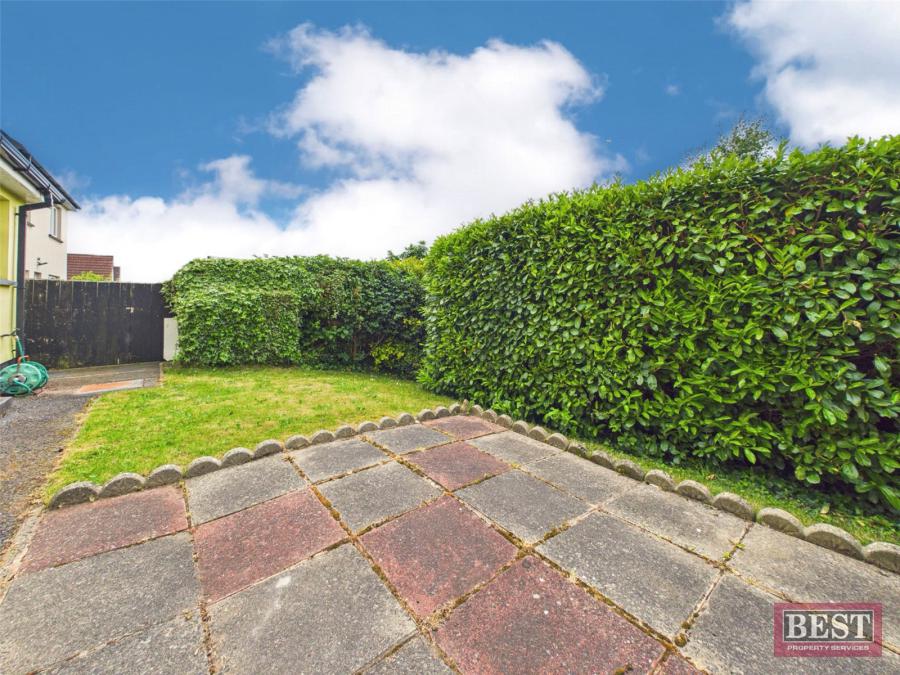 85 Larchmount