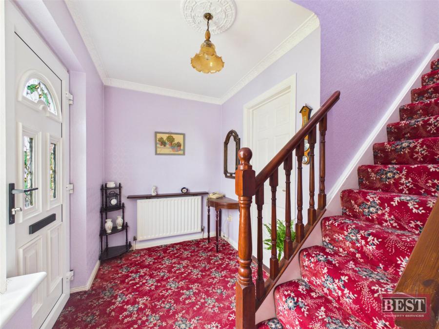 85 Larchmount