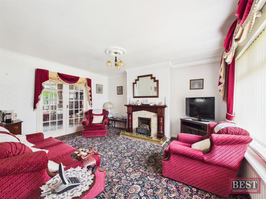 85 Larchmount