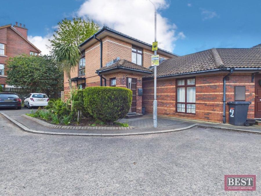 11 Old Hall Court, Rostrevor, Newry, BT34 3TA