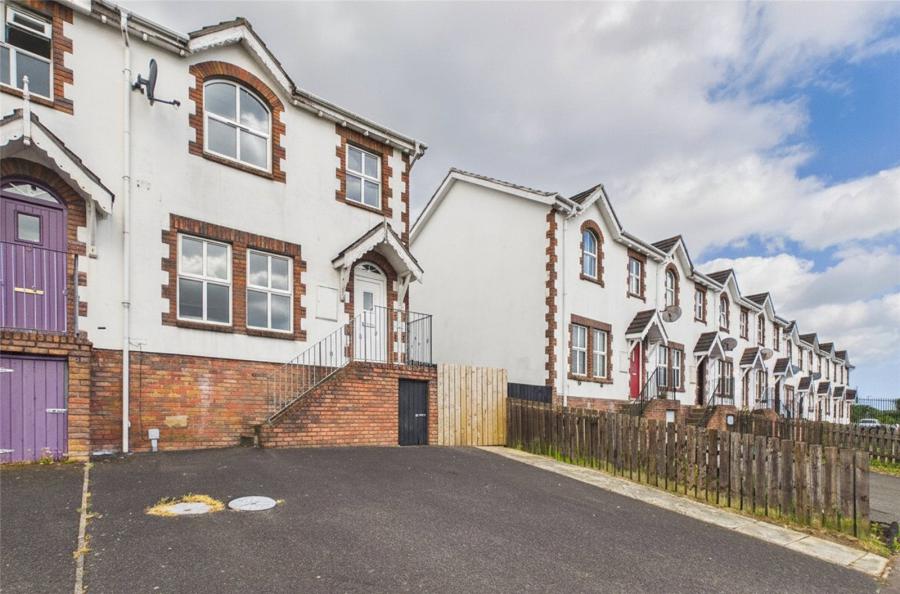 10 Carrickree Mews