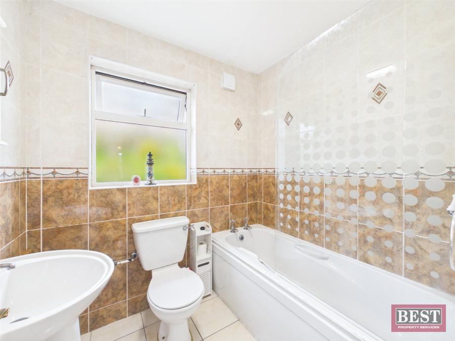 10 Carrickree Mews