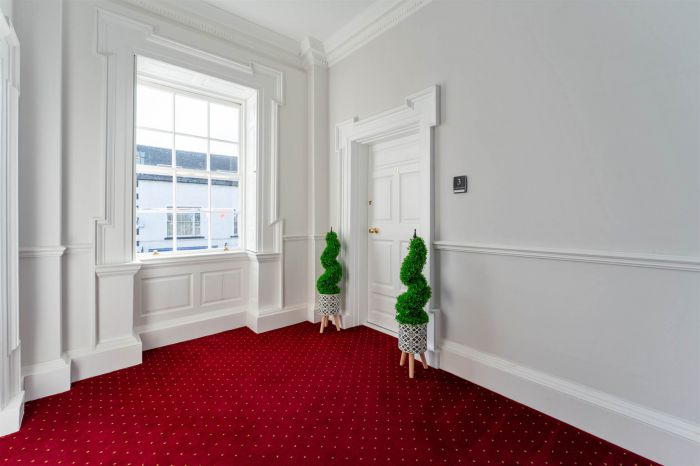 3 The Merchant House