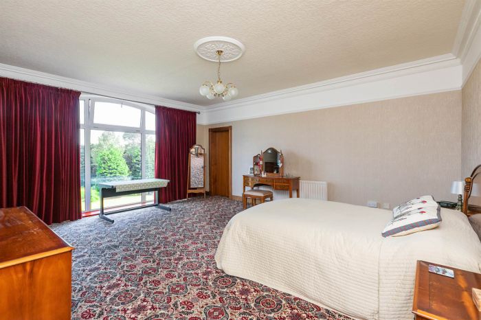 Denvieste, 73 Craigdarragh Road