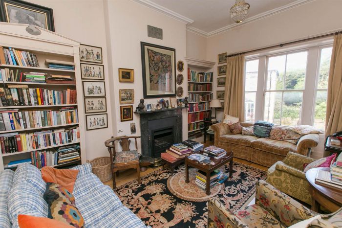 The Manor House , 38 High Street