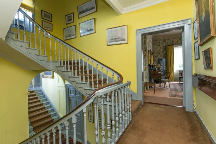 The Manor House , 38 High Street