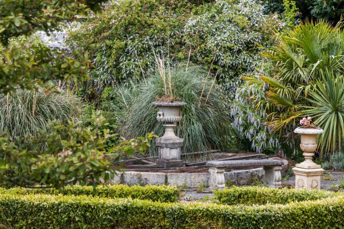 The Manor House , 38 High Street