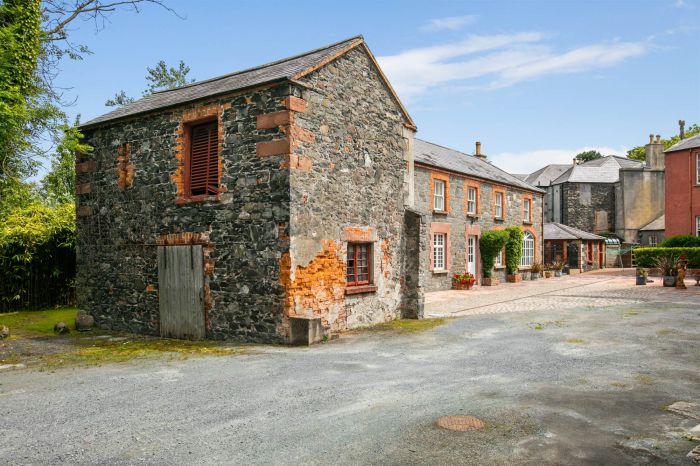 The Manor House , 38 High Street