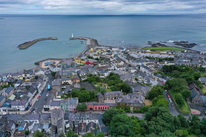 The Manor House , 38 High Street