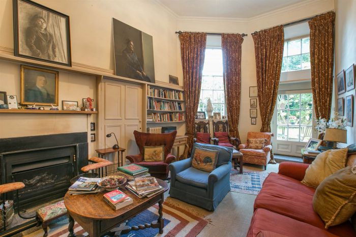 The Manor House , 38 High Street