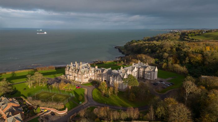 4 Sharman House Apartment