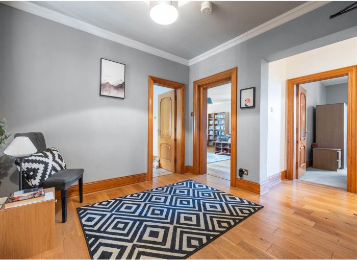 4 Sharman House Apartment