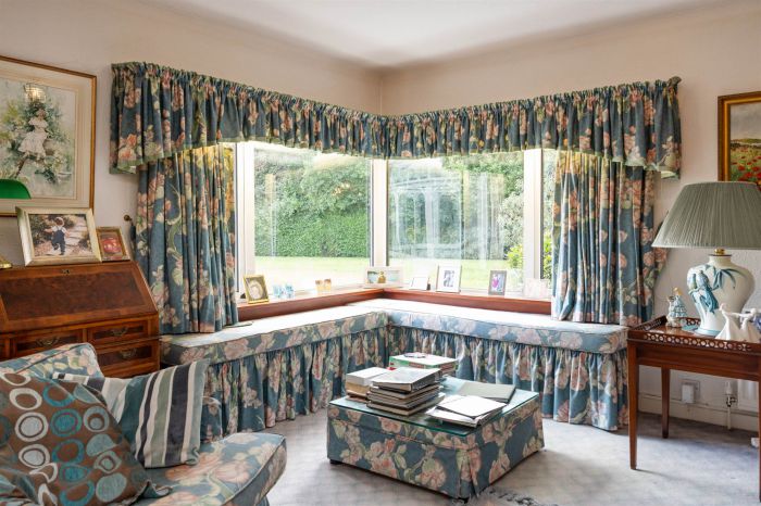 Lenaghmore, 4 Circular Road West