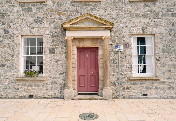 4 The Merchant House