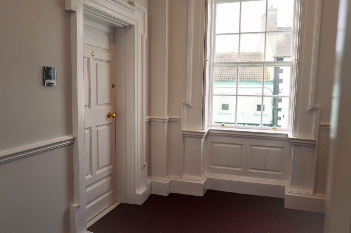 4 The Merchant House