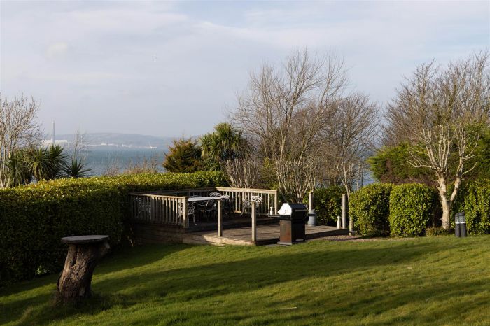 Kabakona, 19 Sheridan Drive