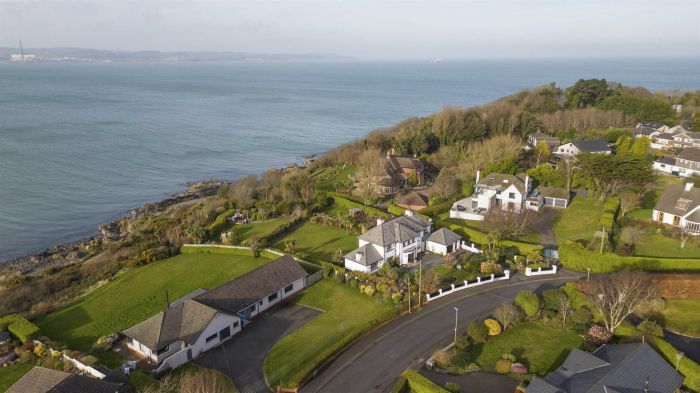 Kabakona, 19 Sheridan Drive