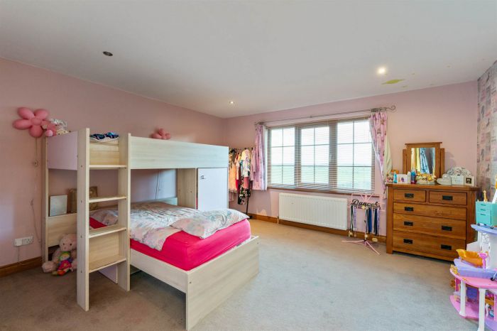 6 Ballycrochan Crescent