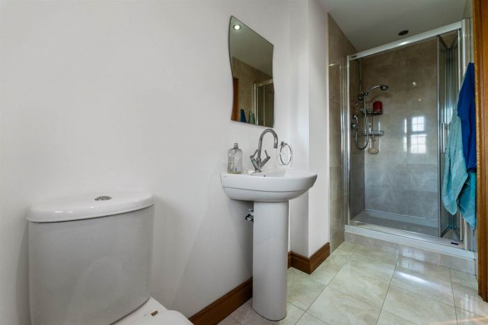 6 Ballycrochan Crescent