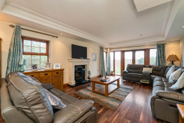 6 Ballycrochan Crescent