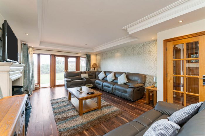 6 Ballycrochan Crescent