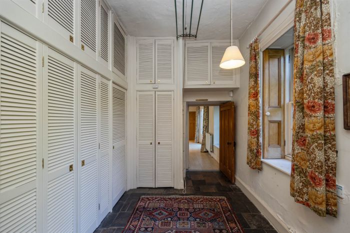 Farm Hill, 41 Farmhill Road