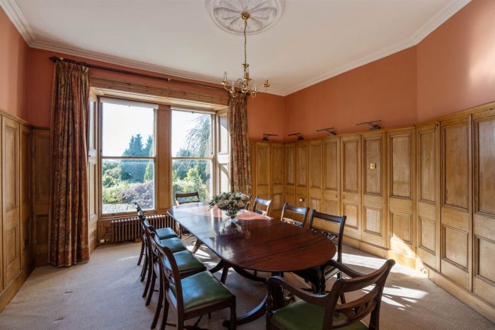 Farm Hill, 41 Farmhill Road