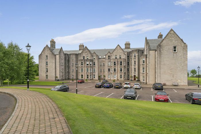 Apt 22 Sharman House