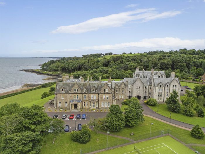 Apt 22 Sharman House