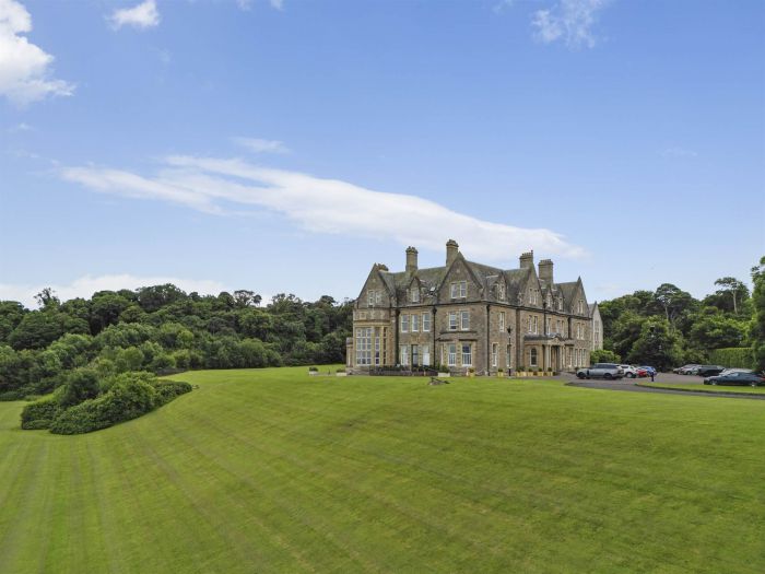 Apt 22 Sharman House