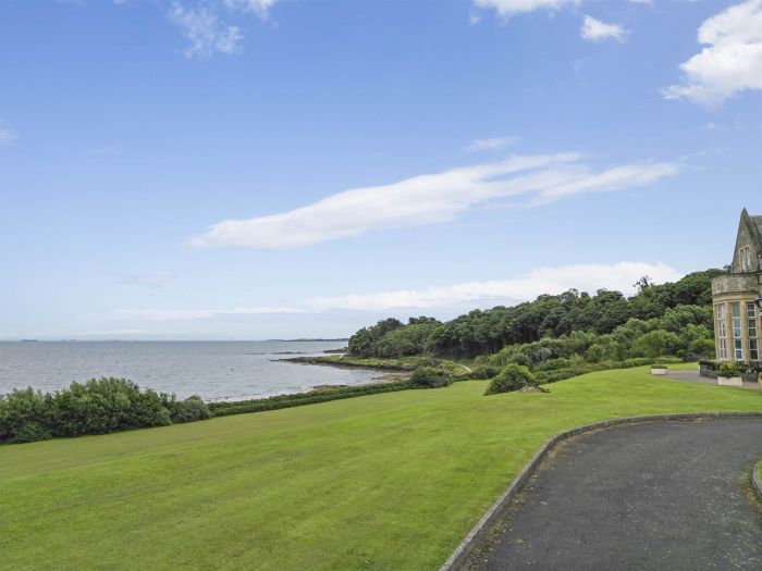 Apt 22 Sharman House