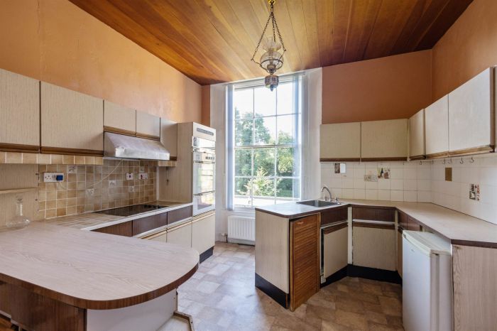 Millbank House, 33 Victoria Road